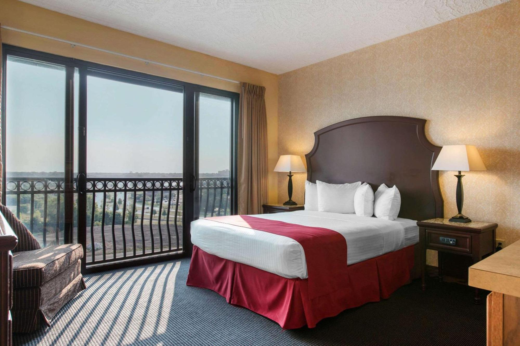Shoreline Inn & Conference Center, Ascend Hotel Collection Muskegon Εξωτερικό φωτογραφία