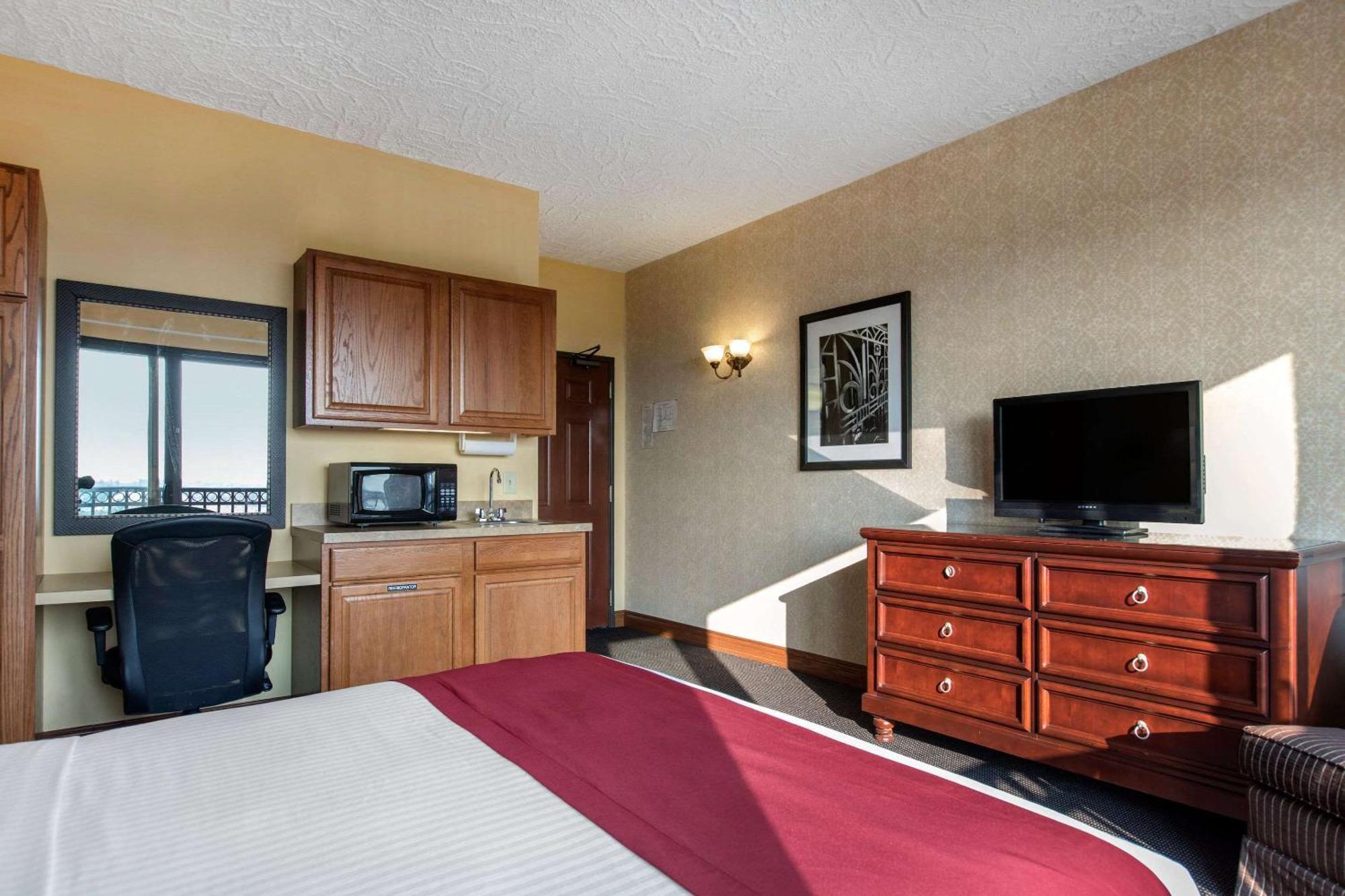 Shoreline Inn & Conference Center, Ascend Hotel Collection Muskegon Εξωτερικό φωτογραφία