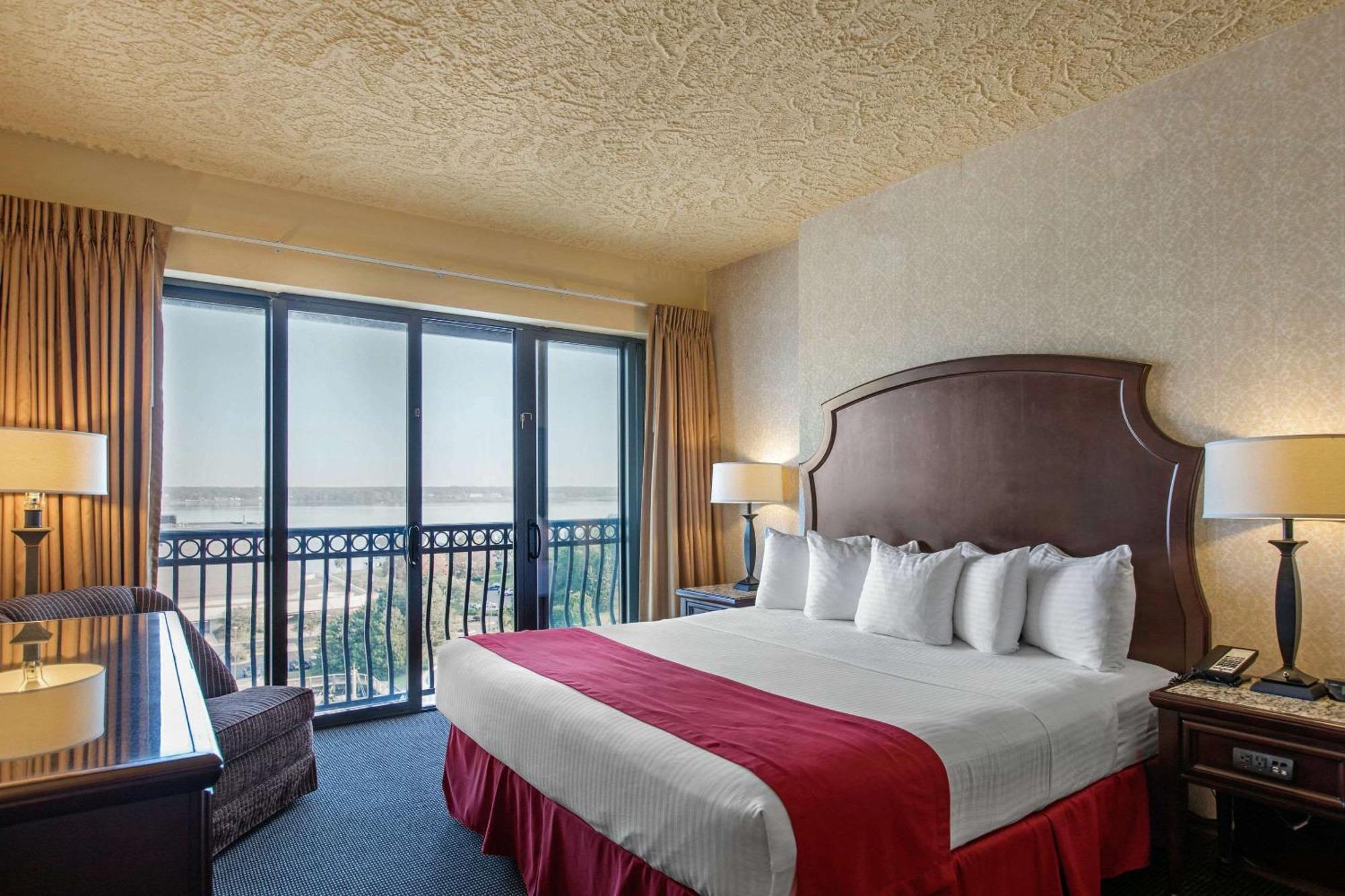 Shoreline Inn & Conference Center, Ascend Hotel Collection Muskegon Εξωτερικό φωτογραφία